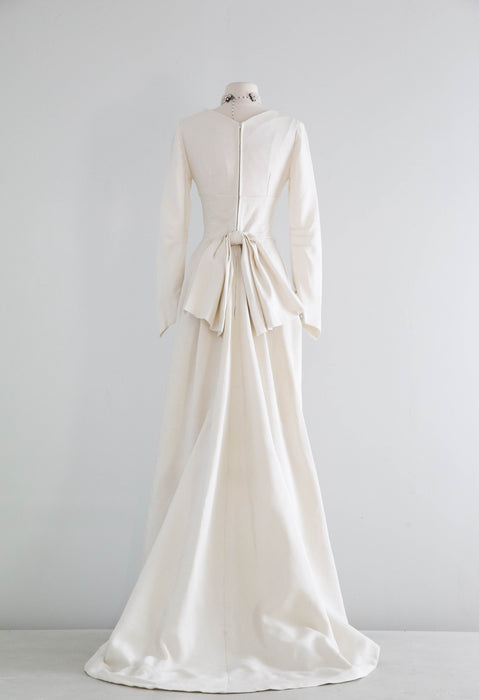 Elegant 1950's Structured & Sophisticated White Linen Wedding Gown / S – Xtabay Vintage Elegant 1950's Structured & Sophisticated White Linen Wedding Gown / S – Xtabay Vintage