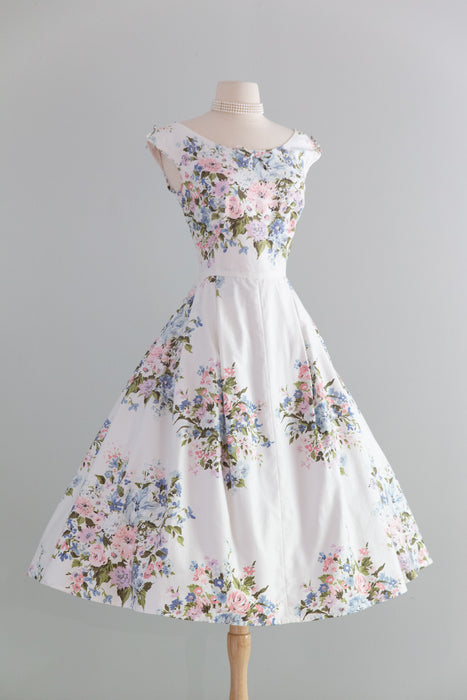 Luscious 1950's Waverly Polished Cotton "Garden Flowers" Print Dress / M