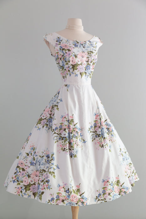 Luscious 1950's Waverly Polished Cotton "Garden Flowers" Print Dress / M