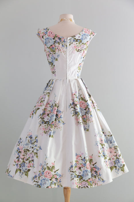 Luscious 1950's Waverly Polished Cotton "Garden Flowers" Print Dress / M