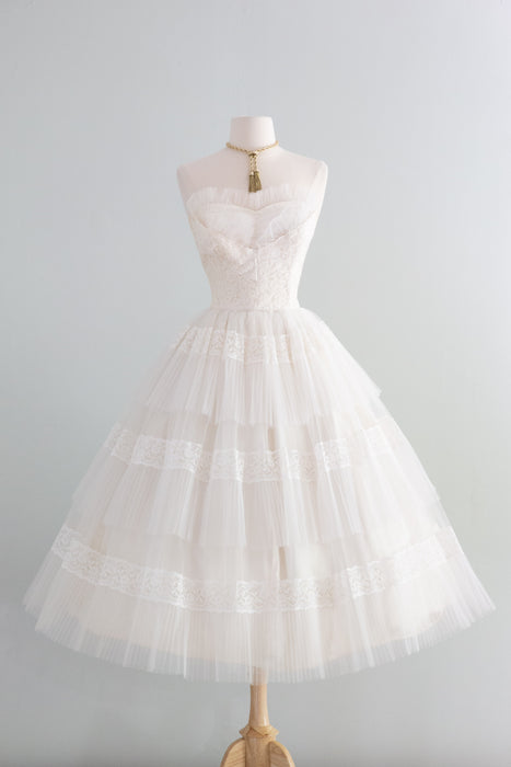 Heavenly 1950's Tea Length Wedding Dress in Pleated Tulle and Lace / XS