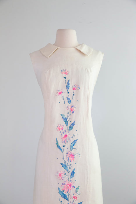 Elegant 1960's Moygashel Linen Shift Dress With Embroidered Floral Applique Medium