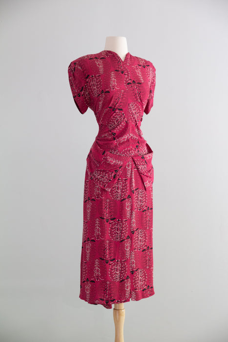 Fabulous 1940's Sea Turtle Novelty Print Dress in Rayon / SM
