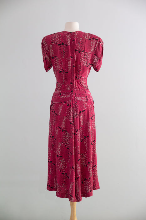 Fabulous 1940's Sea Turtle Novelty Print Dress in Rayon / SM