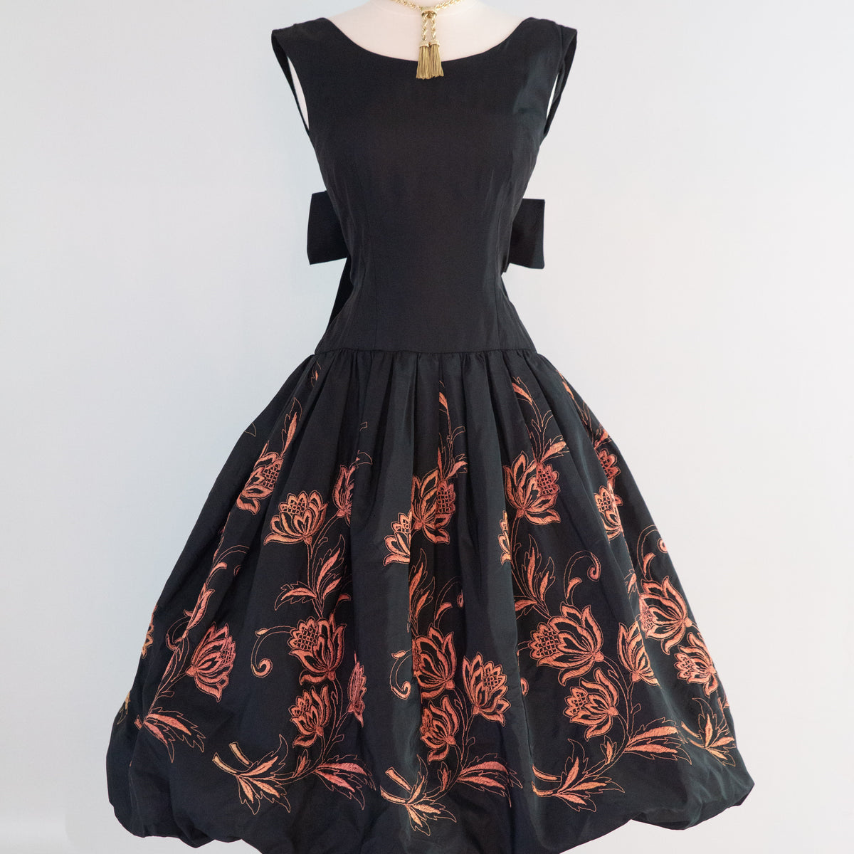 Stunning 1950's Jacobean Floral Embroidered Black Taffeta Party Dress –  Xtabay Vintage