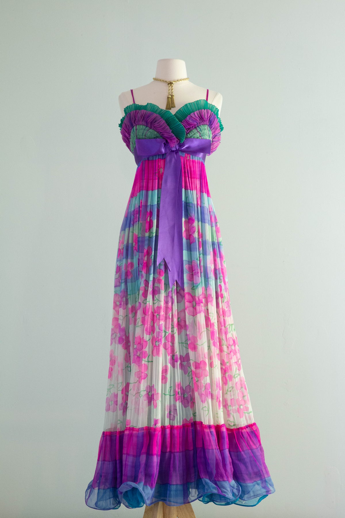 Stunning 1960's Sylvides Paris Silk Chiffon Couture Evening Dress From –  Xtabay Vintage