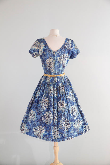 Fabulous 1950's Alfred Shaheen Hawaiian Cotton Summer Dress / Medium