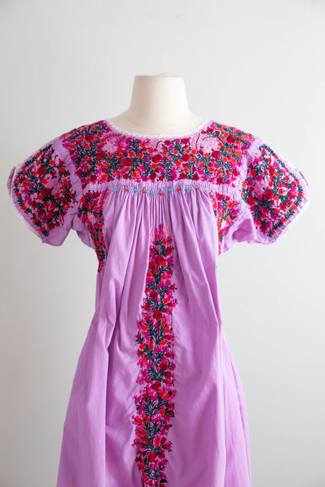 Beautiful 1970's Lavender Hand Embroidered Mexican Huipil Style Cotton –  Xtabay Vintage