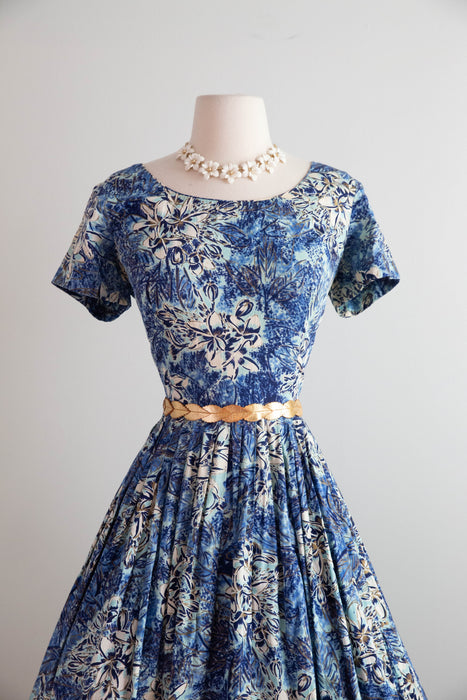 Fabulous 1950's Alfred Shaheen Hawaiian Cotton Summer Dress / Medium