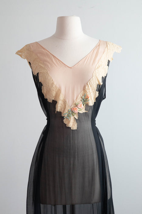 Exquisite 1920's Silk Chiffon Evening Dress Night Gown / ML