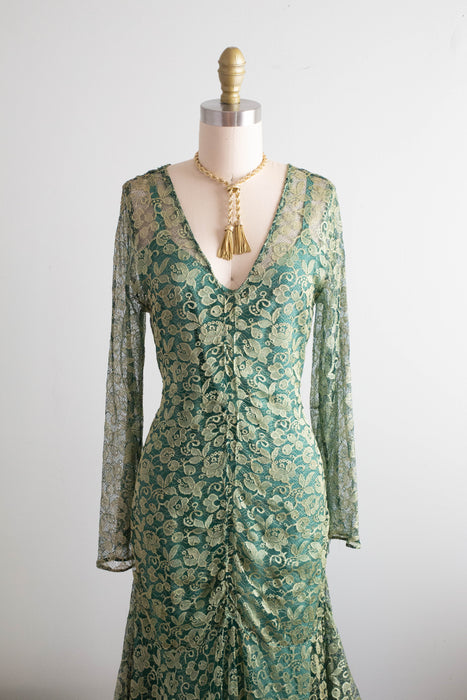 Stunning 1920's Poison Ivy Green Lace Evening Dress With Wings / Small