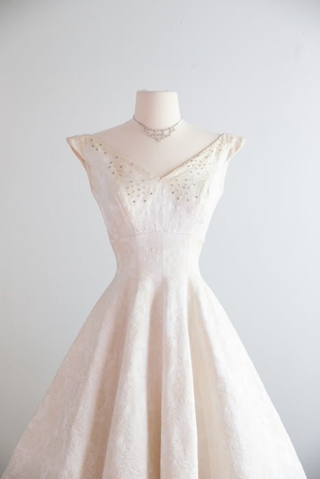 Classic 1950's Ivory Floral Brocade Bridal Dress With Pockets! / Small