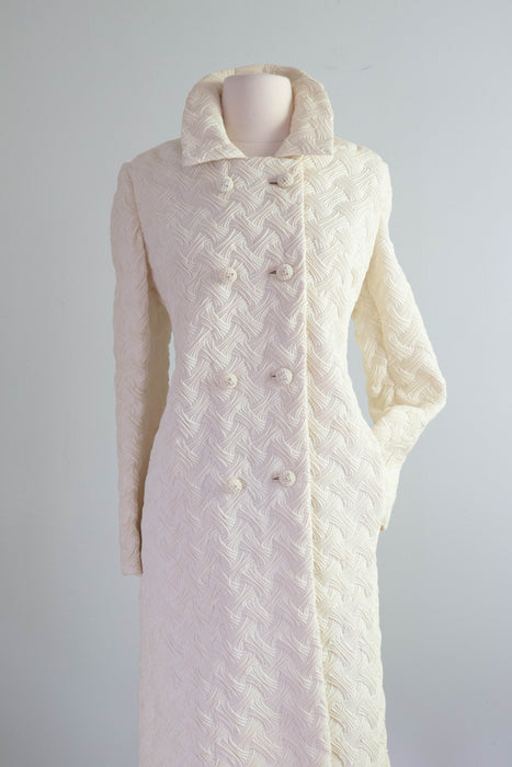 Timeless Chic 1960's Ivory Textural Glamour Evening Coat / ML