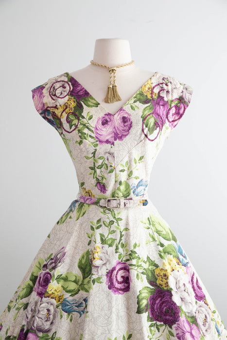 Rare 1950's Saison Happily Married Purple Rose Print Bark Cloth Dress / Waist 28"