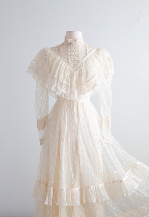 Romantic Vintage Gunne Sax Renaissance Bridal Collection Wedding Dress / XS