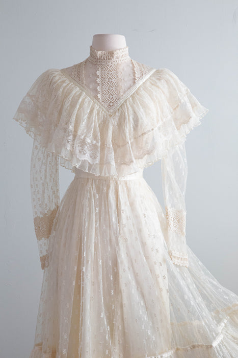 Romantic Vintage Gunne Sax Renaissance Bridal Collection Wedding Dress / XS