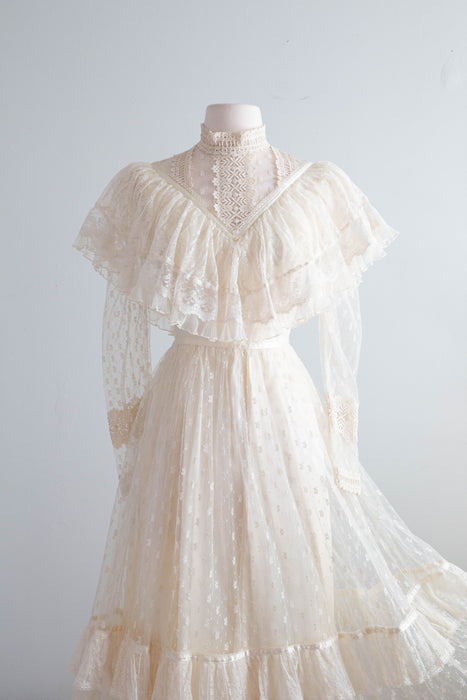 Romantic Vintage Gunne Sax Renaissance Bridal Collection Wedding Dress / XS