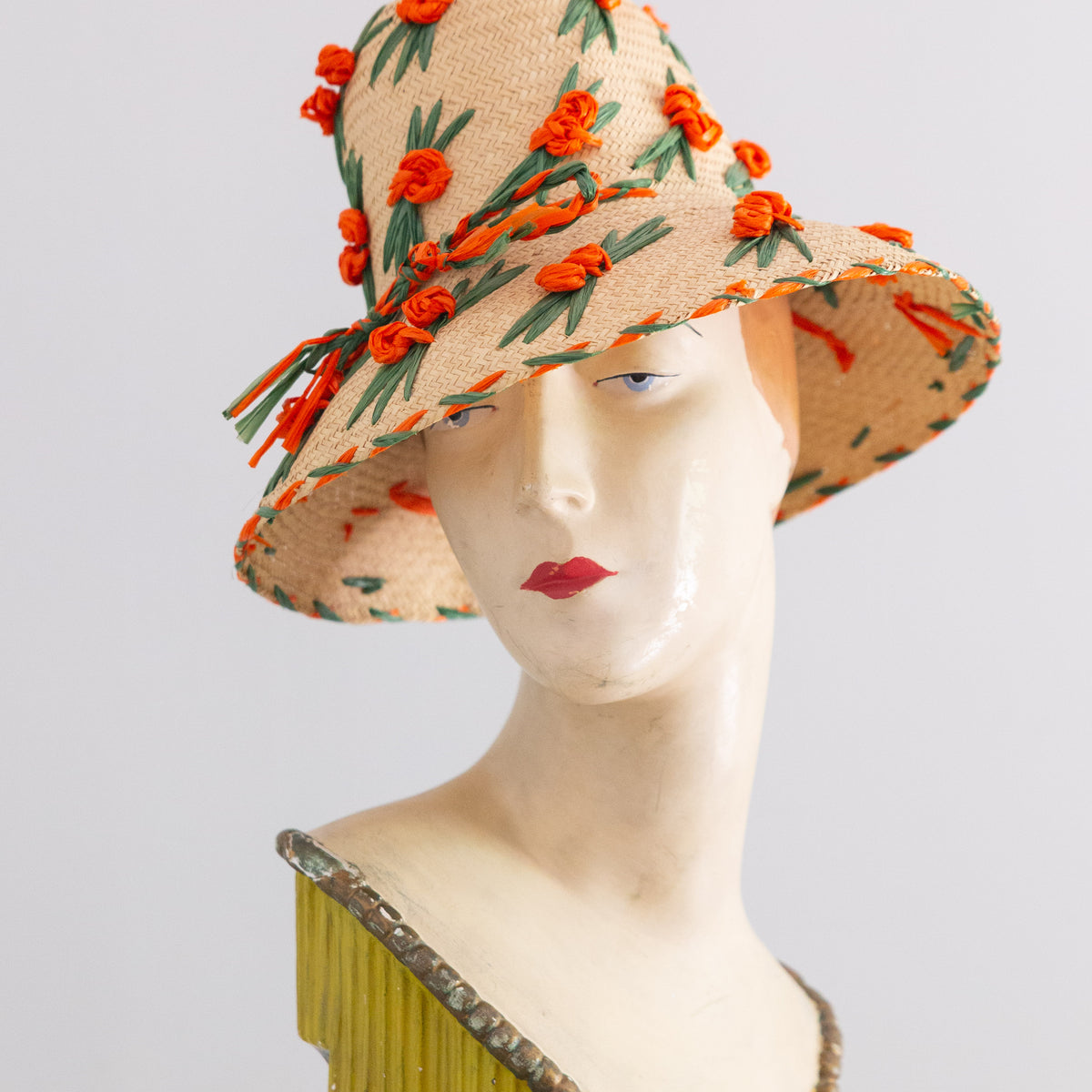 Delightful 1960's Woven Straw Sun Hat with Raffia Flowers – Xtabay