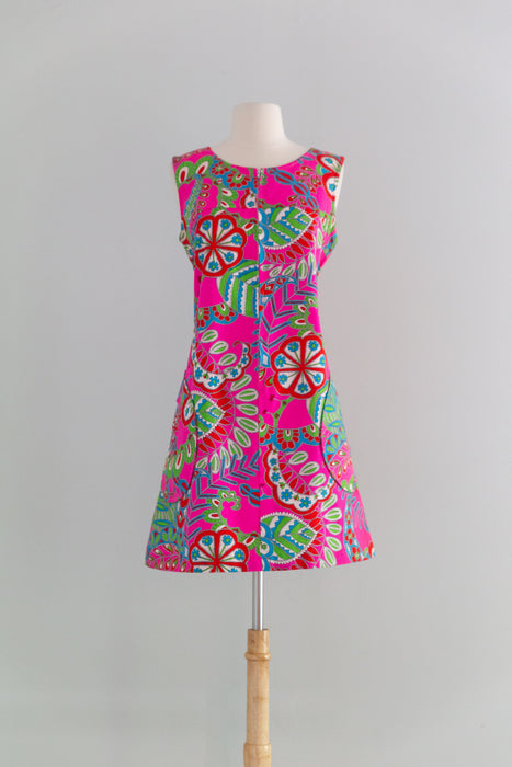 Iconic 1960's Bold Hot Pink Psychedelic Kaleidoscope Shift With Pockets / ML