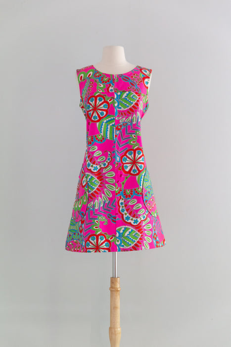 Iconic 1960's Bold Hot Pink Psychedelic Kaleidoscope Shift With Pockets / ML