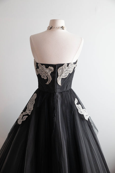 Exquisite 1950's Black Strapless Party Dress With Lace Appliqué & Embroidery By Alfandri / Small