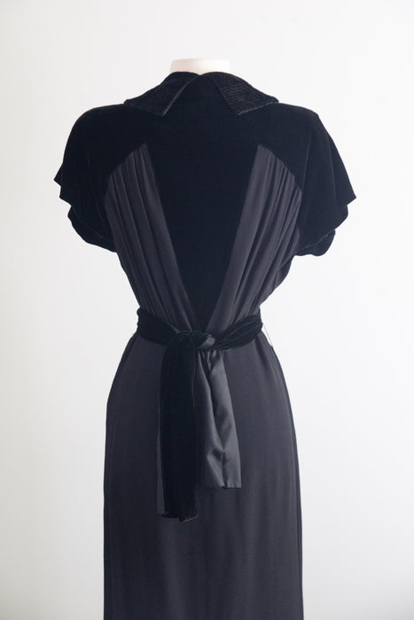 Elegant Late 1930's Black Evening Gown With Velvet Accents / M