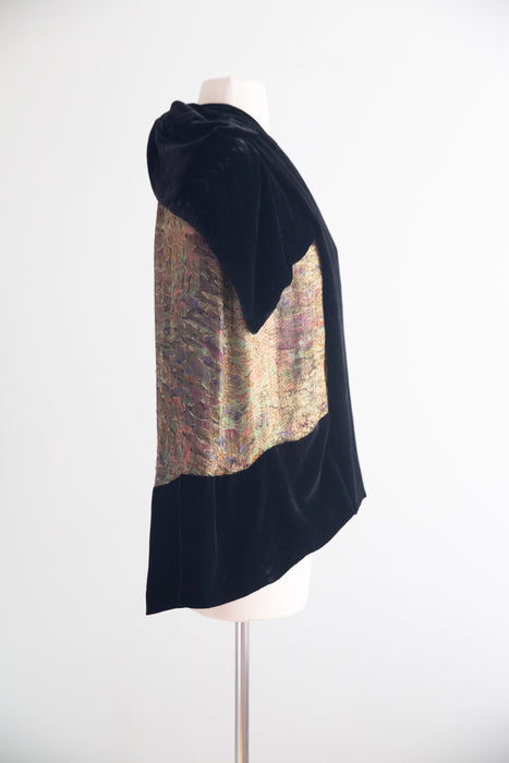 Decadent 1920's Gold Lame Evening Cape In Silk Velvet / SM