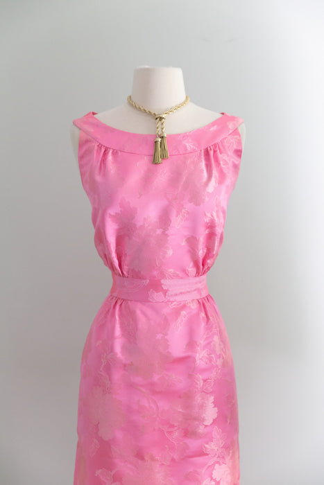 Elegant 1960's Jackie Kennedy Style Silk Jacquard in Bubblegum Pink / SM