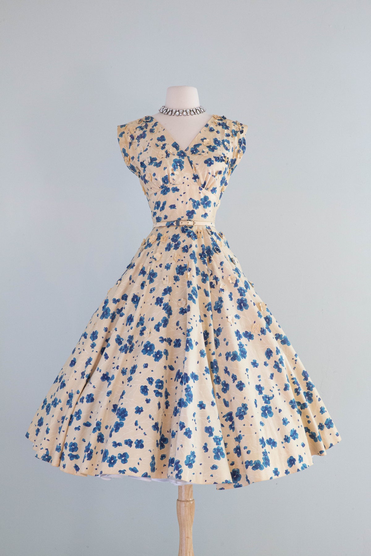 Spectacular 1950's Polished Cotton Floral Print Party Dress By Bramson –  Xtabay Vintage