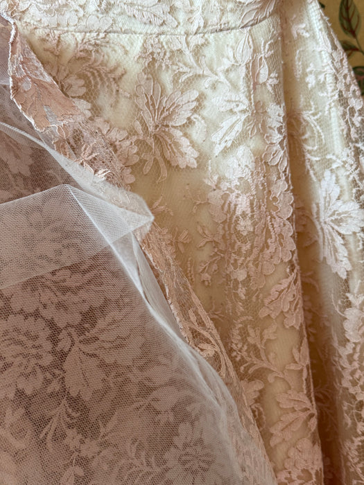 Exquisite 1950's Demi Couture Blush Shell Pink Chantilly Lace Party Dress / SM