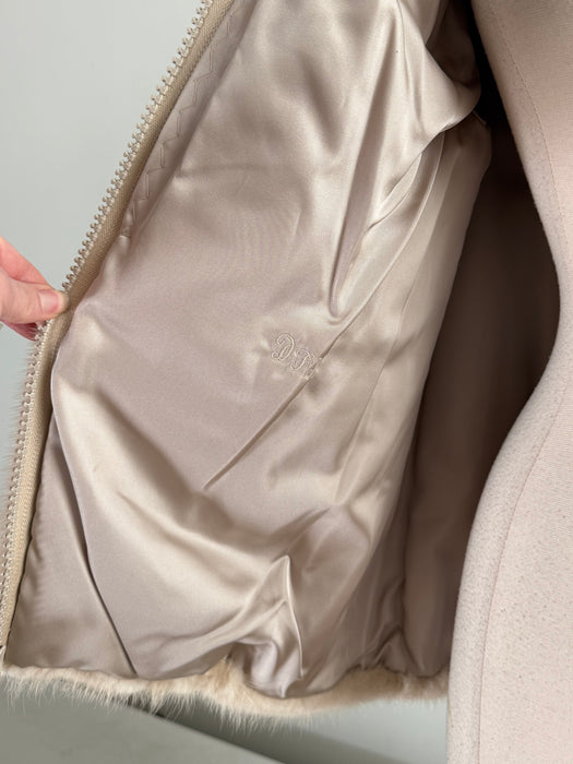 Luxurious 1970's Ivory Pearl Mink Jacket / SM
