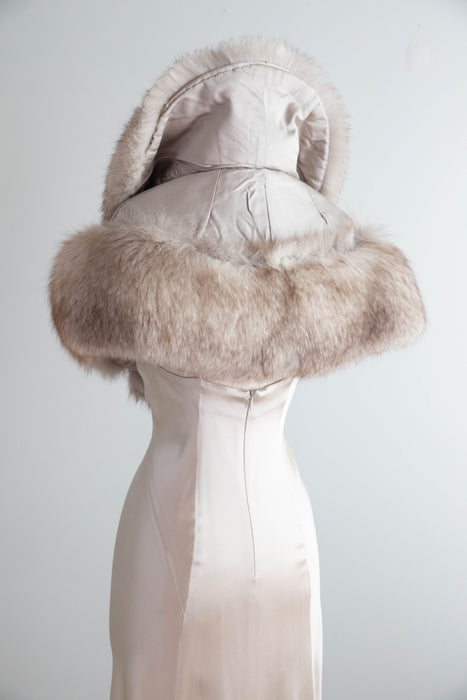 Glamorous 1950's Norwegian Silver Fox Fur Wrap From Bonwit Teller / OS