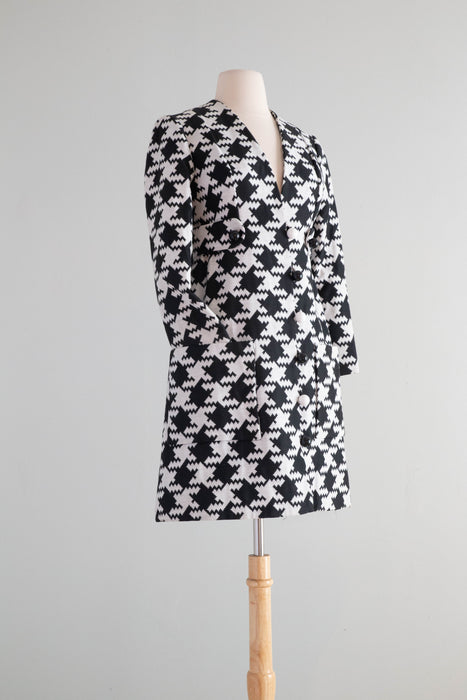 MODEST OF THE MOD 1960's Giant Houndstooth Jacket By Eloise Curtis / Small