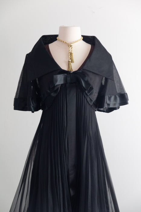 Fabulous 1960's Pleated Black Babydoll Party Dress With Matching Capelet / M