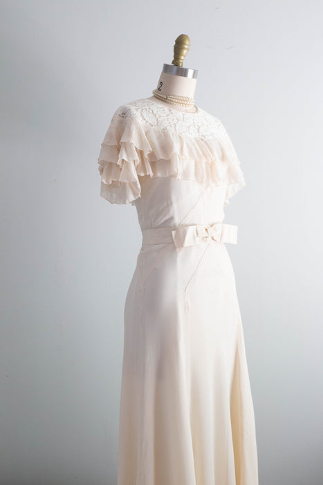 Elegant 1930's Cream Puff Silk Chiffon And Lace Bridal Gown / SM