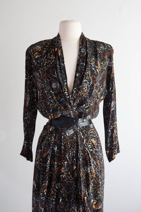 Fabulous 1940s Rayon Novelty Print Wrap Dress With Hand 🪘 Drums / Medium