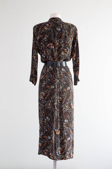 Fabulous 1940s Rayon Novelty Print Wrap Dress With Hand 🪘 Drums / Medium