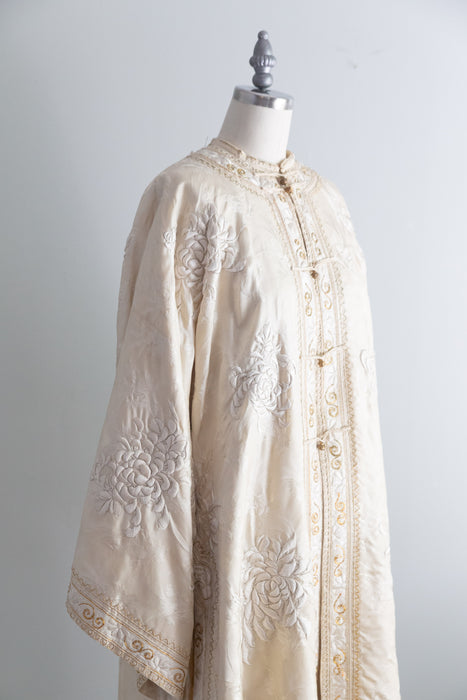 Rare & Extraordinary 1920's Chinese Robe - Ivory Silk Damask With Hand Embroidered Chrysanthemums / OS