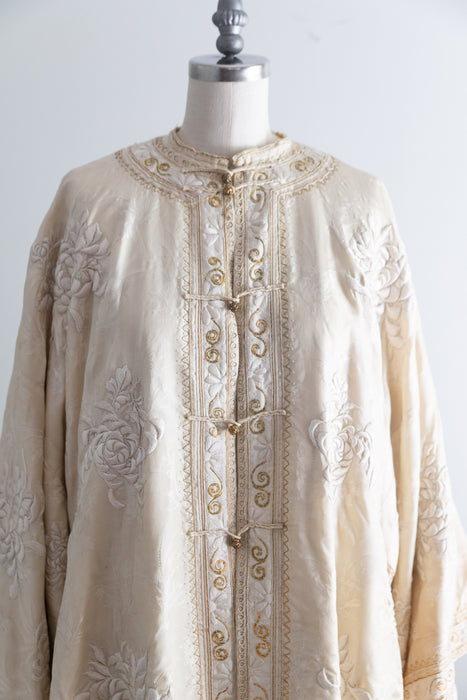 Rare & Extraordinary 1920's Chinese Robe - Ivory Silk Damask With Hand Embroidered Chrysanthemums / OS