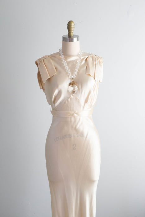 Sublime 1930's Gleaming Ivory Silk Satin Crepe Bias Cut Wedding Gown / XS