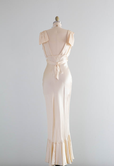 Sublime 1930's Gleaming Ivory Silk Satin Crepe Bias Cut Wedding Gown / XS