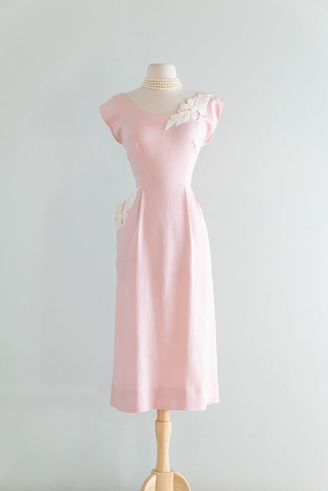 Lovely 1950's Palest Pink Linen Cocktail Dress With Beaded Pocket & Applique / M