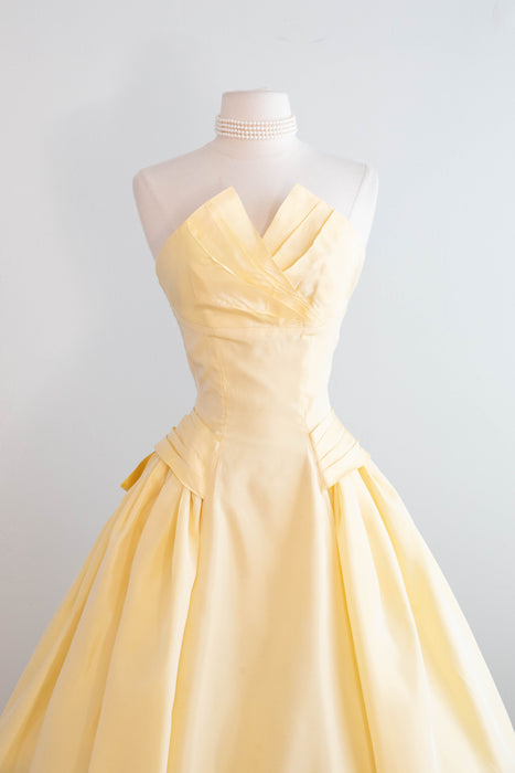 Fairytale 1950's Buttercup Taffeta Party Dress With Bow Back / S