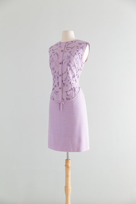 Lovely 1960's Lilac Linen Shift Dress With Floral Cutwork Lace / ML