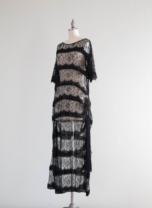 Exquisite 1920's Black French Lace Flapper Era Evening Dress / M