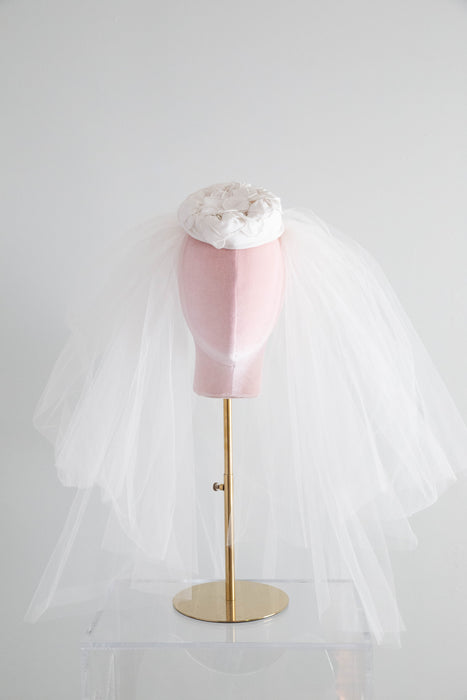 Spectacular 1950s Cahill of Beverly Hills Wedding Gown / Small