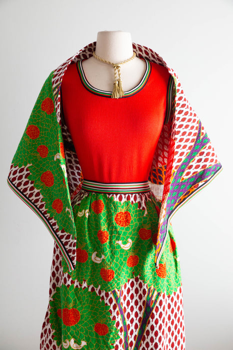 Fabulous Early 1970's Bold Scenic Bird Print Maxi Dress & Matching Shawl / M