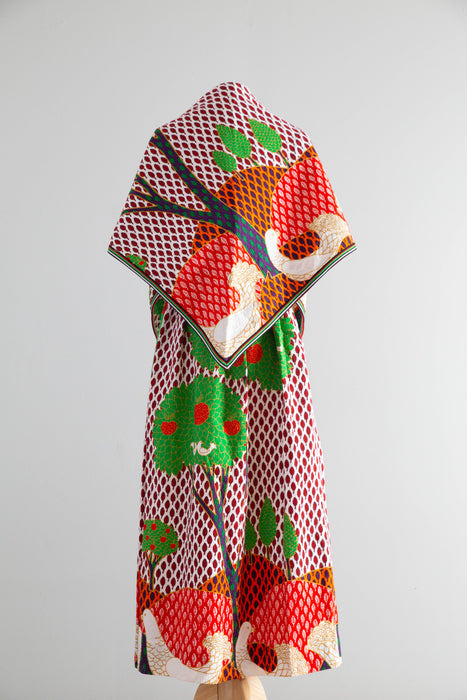 Fabulous Early 1970's Bold Scenic Bird Print Maxi Dress & Matching Shawl / M