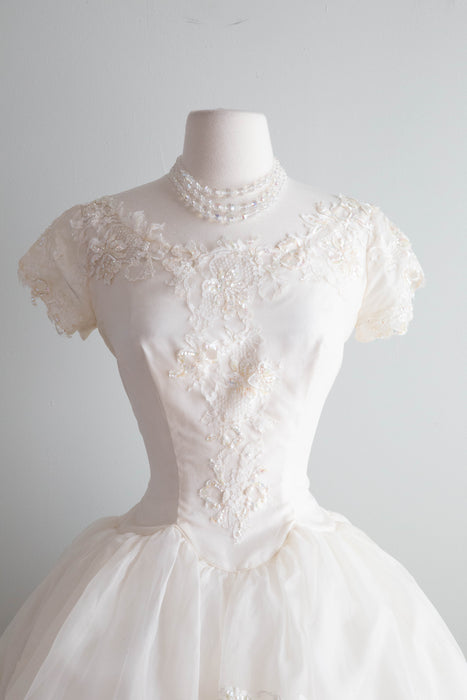 Breathtaking 1950's Ivory Couture Wedding Gown In Silk Organza / Small