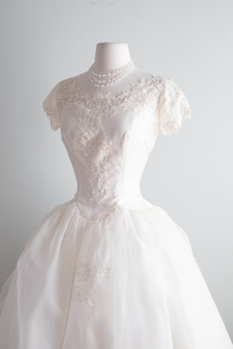 Breathtaking 1950's Ivory Couture Wedding Gown In Silk Organza / Small